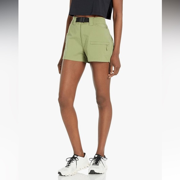 Mountain Hardwear Pants - Mountain Hardwear Cascade Pass hiking short